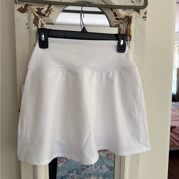 NWT Spiritual Gangster White Nyla Active Skirt Size Medium - Picture 8 of 8